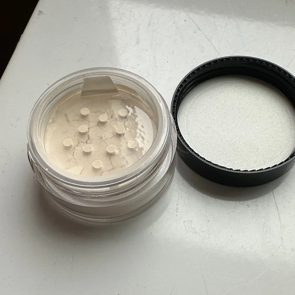 KVD Setting Powder - Translucent NWOB Sealed.